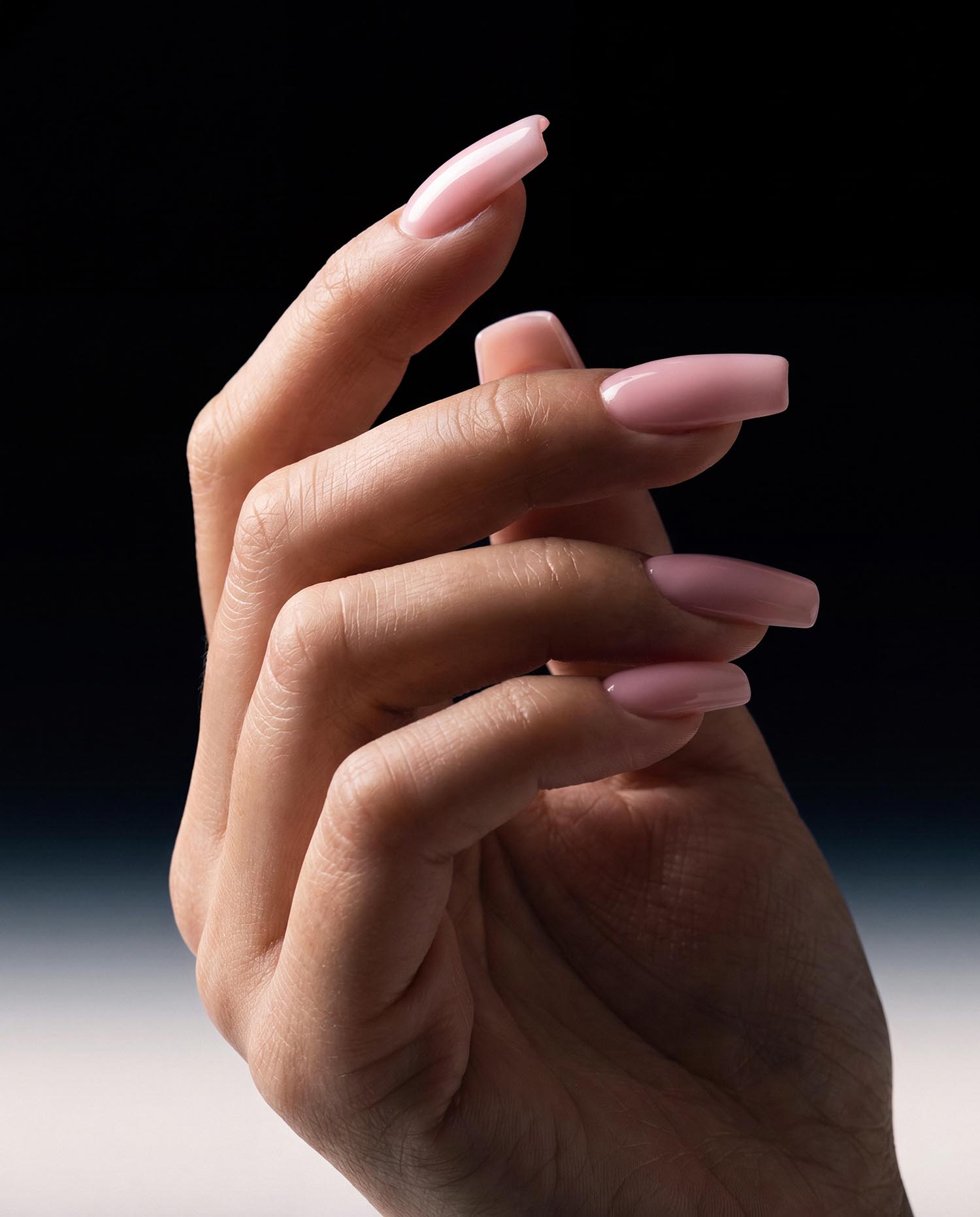 The Shade Signature Manicure — Gel